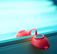 Are Tanning Beds Dangerous for Your Eyes?